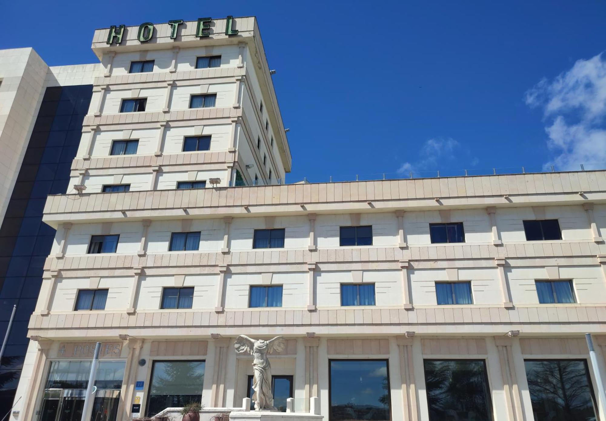 Hotel Sercotel Cuatro Postes Avila Exterior photo